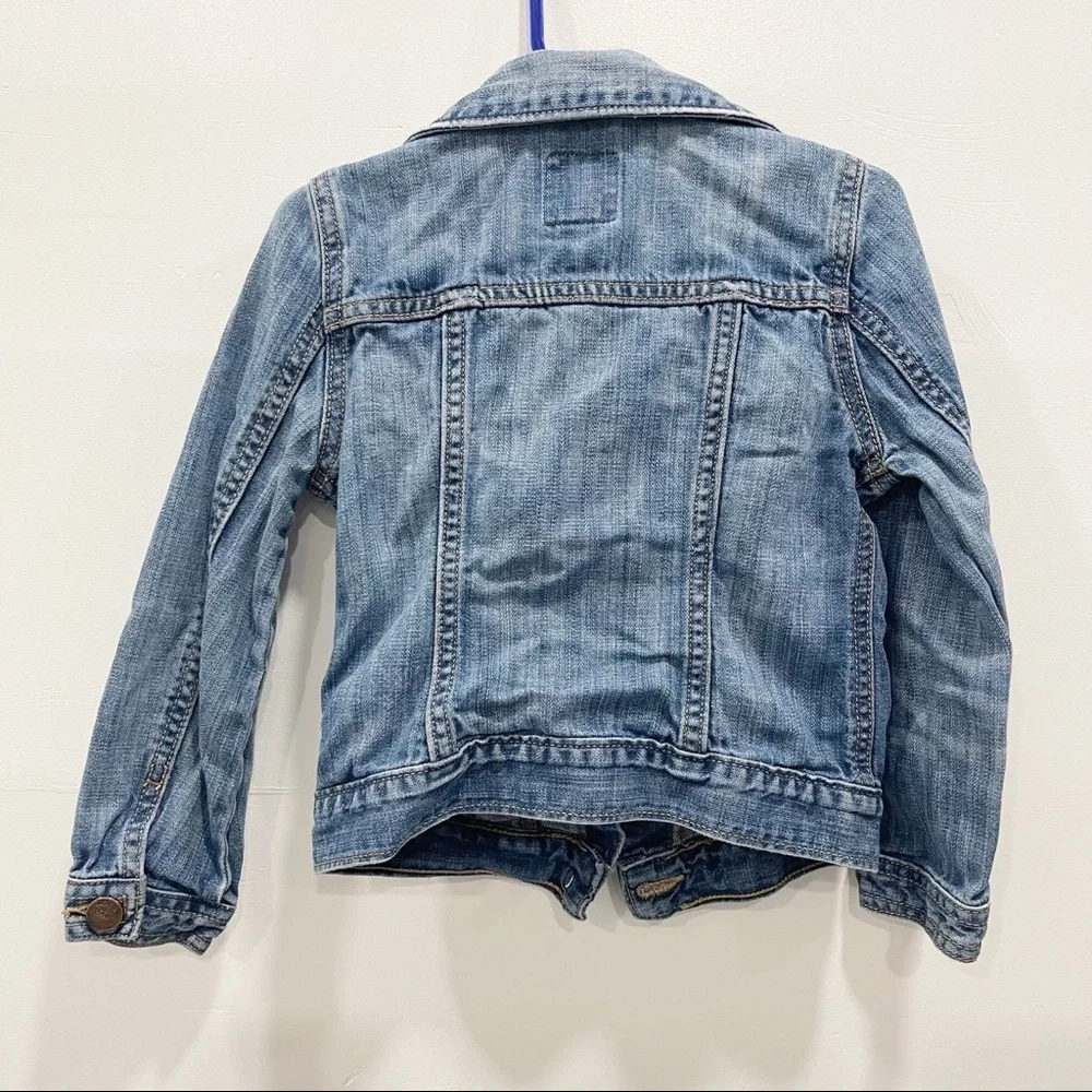 Gap Kids Distressed Light Wash Denim Jacket Girls Size XS 4-5 Cotton